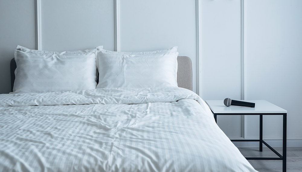 防音で布団をかぶる効果は？酸欠のリスクとより安全な対策を解説